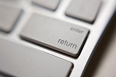 《最终幻想7：重制版》将是三部曲形式 不会删掉任何地点